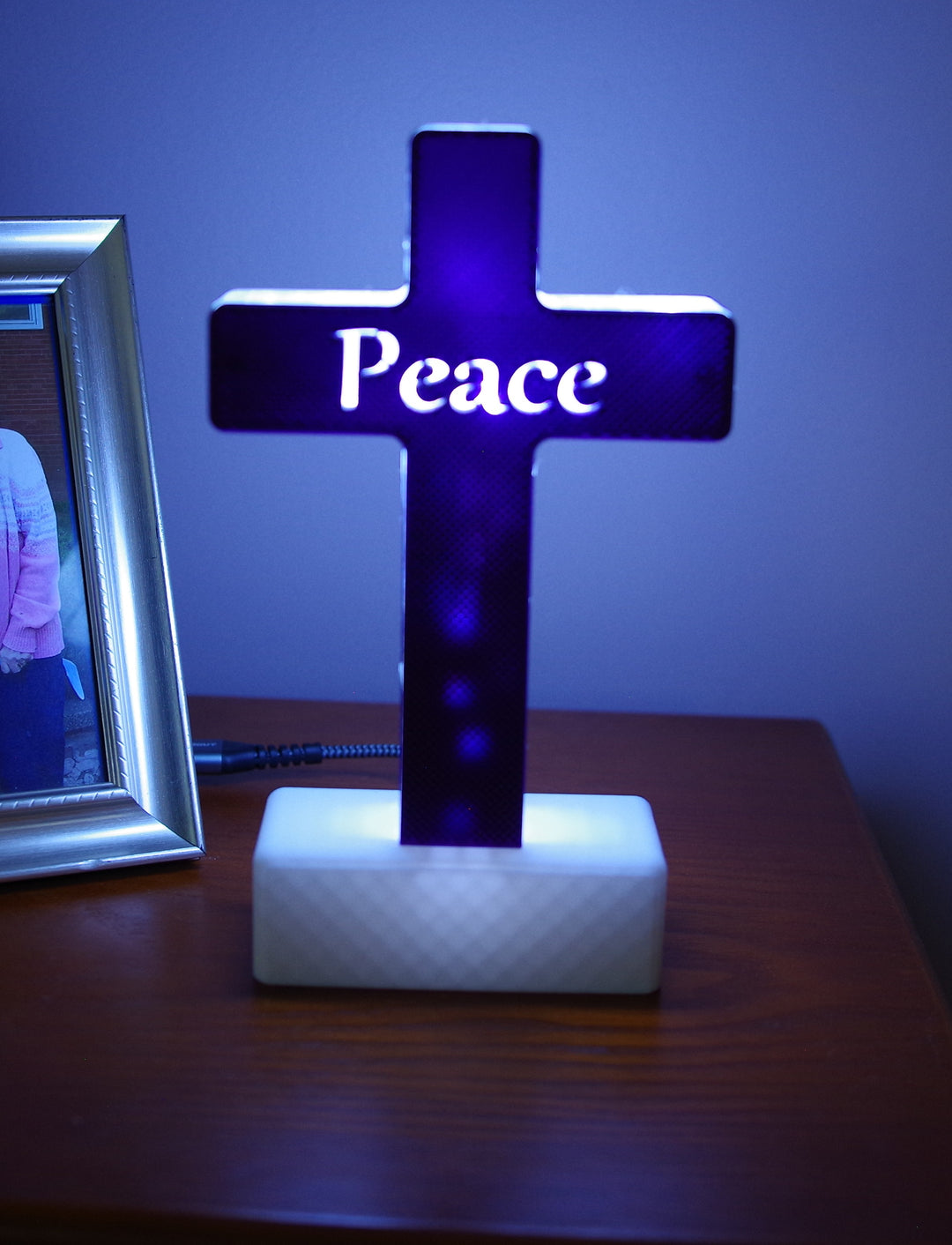 The Lumina Cross – Pure Illumination
