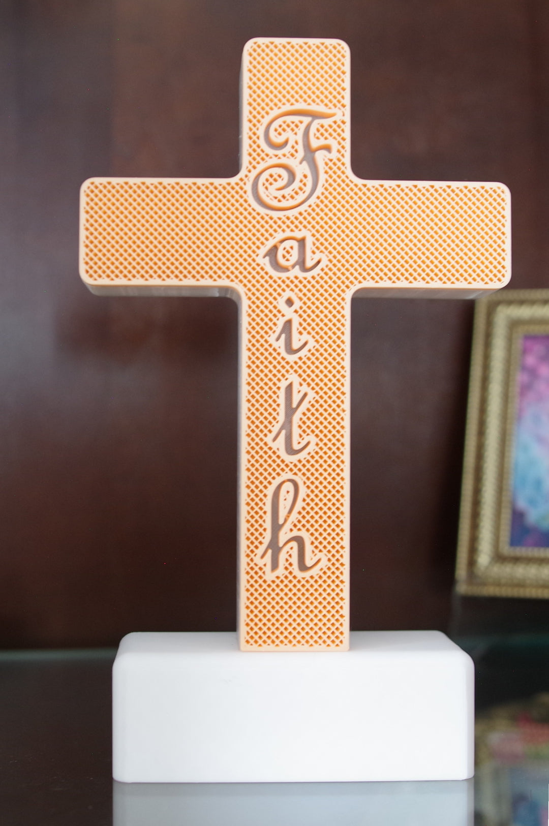 The Lumina Cross – Pure Illumination
